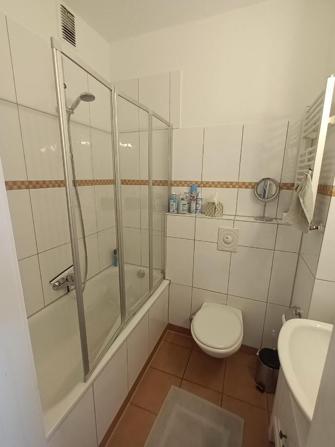 Apartment Quirin Neuss Bagian luar foto