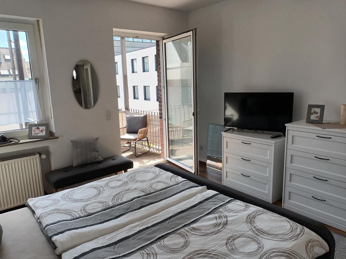 Apartment Quirin Neuss Bagian luar foto